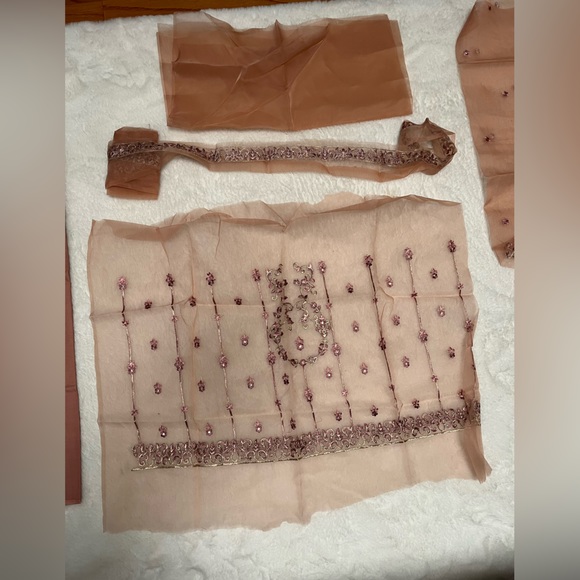 Unstiched Asim Jofa organza 3 piece suit - peach color - Picture 6 of 6